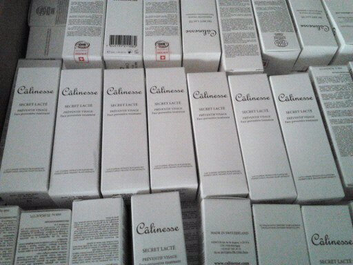 全球化妝品進(jìn)口清關(guān)代理服務(wù) 聚焦英國(guó)與智利市場(chǎng)的專業(yè)化物流解決方案